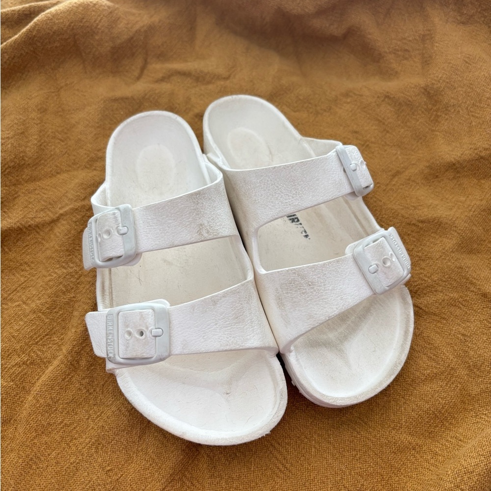 Kids White Birkenstocks